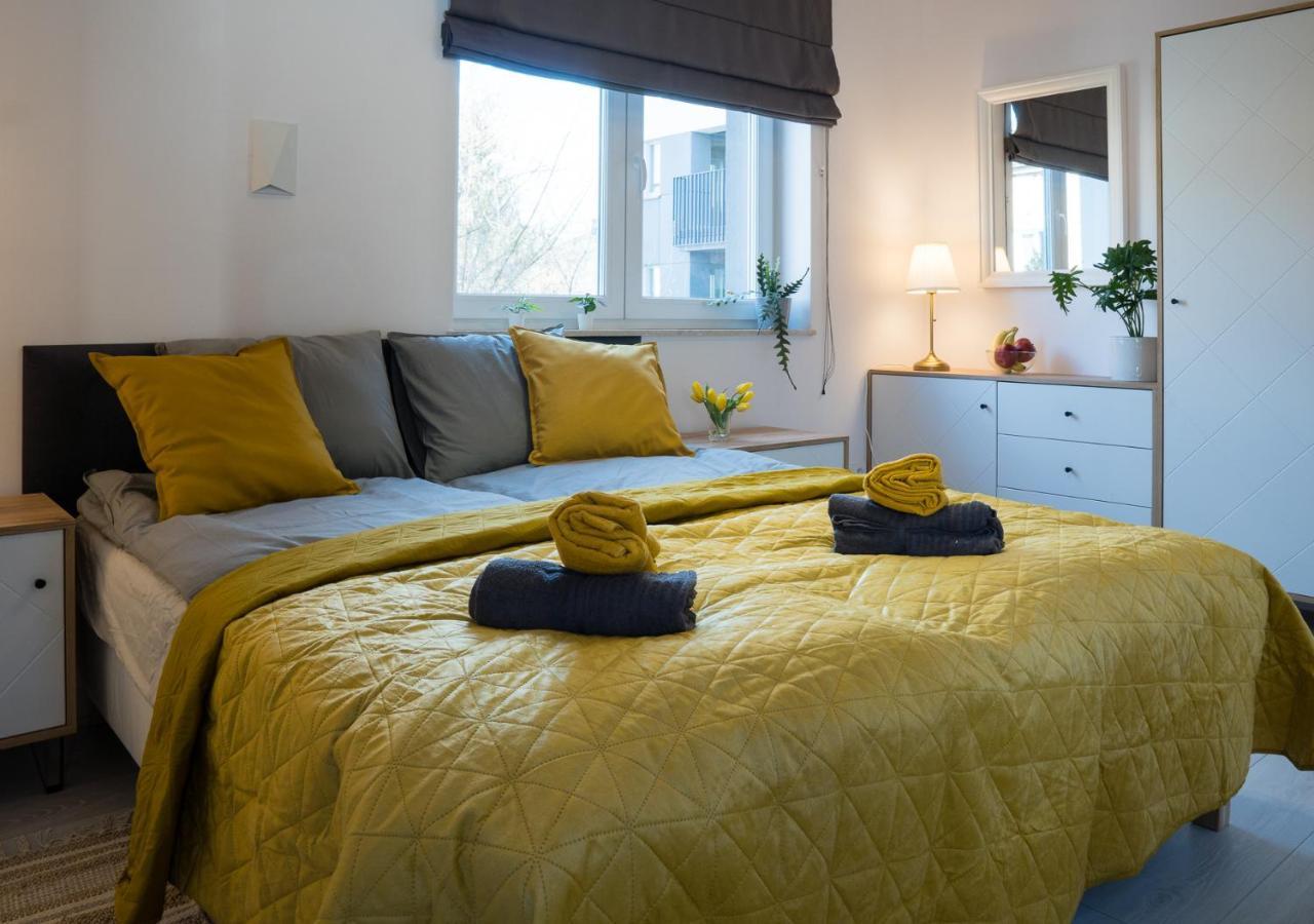 Apartament Sloneczny Kamienica Grochow With Free Parking Varsavia Esterno foto