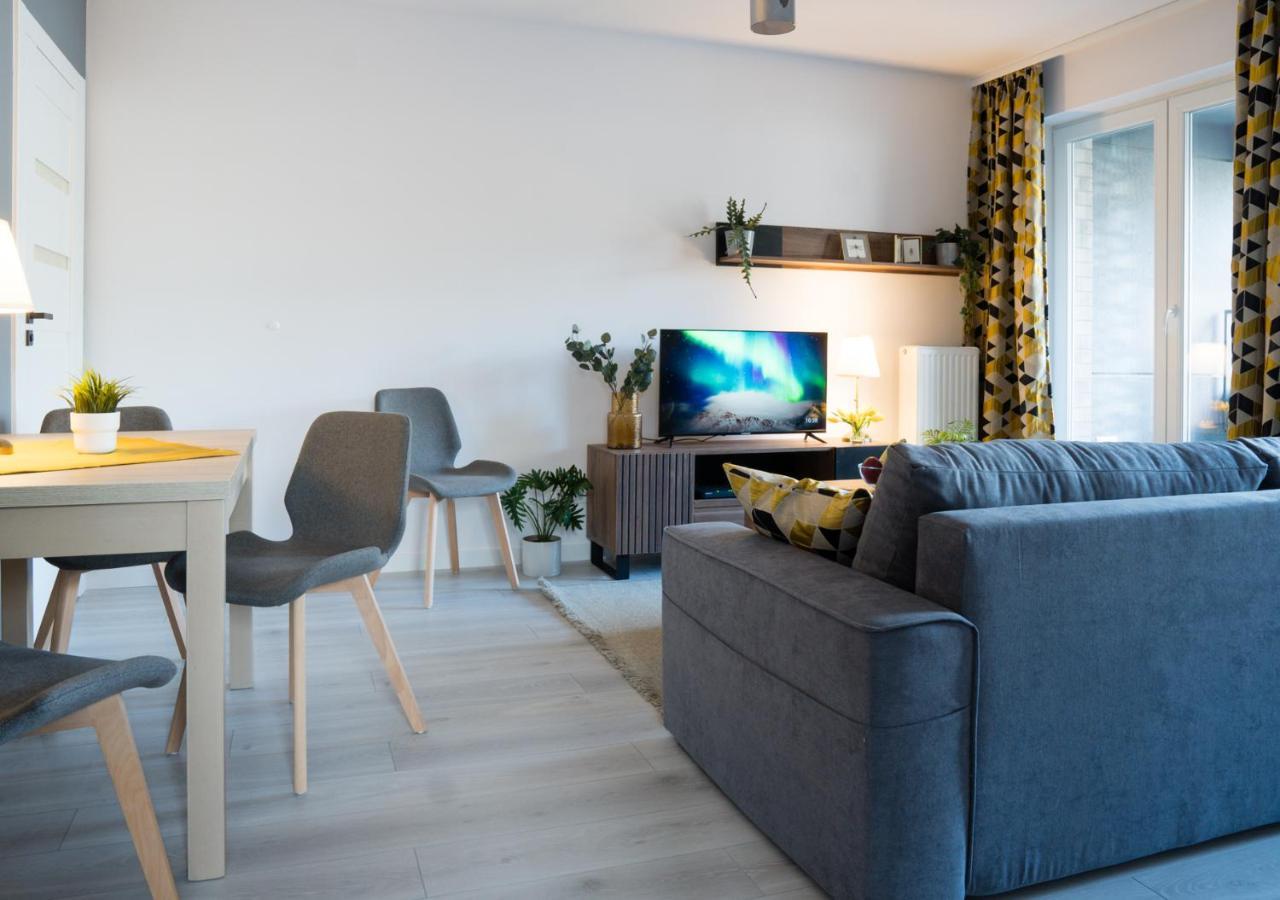 Apartament Sloneczny Kamienica Grochow With Free Parking Varsavia Esterno foto