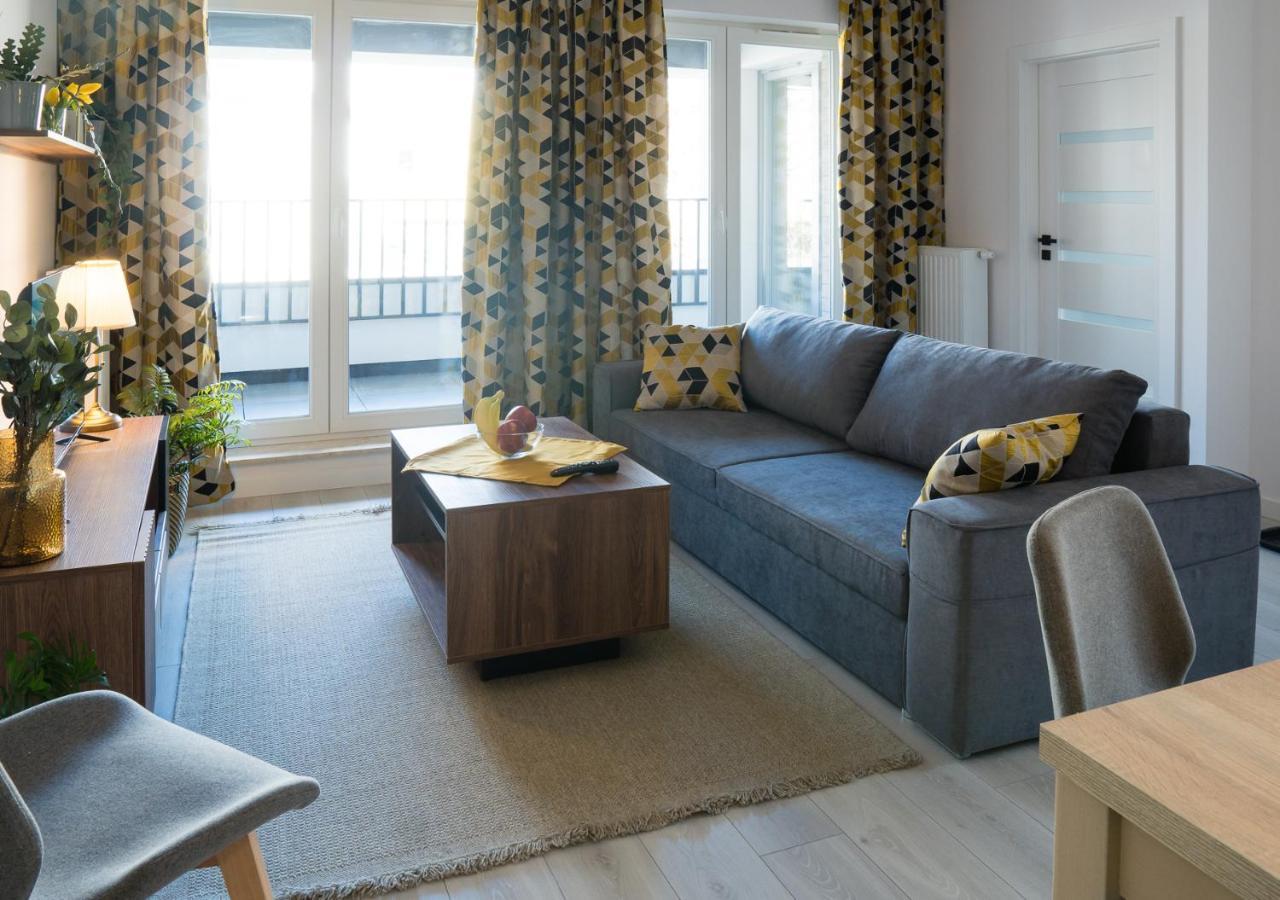Apartament Sloneczny Kamienica Grochow With Free Parking Varsavia Esterno foto